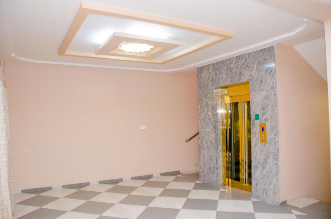 Hotel Platinum Kinshasa Exterior photo