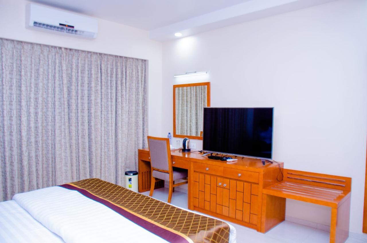 Hotel Platinum Kinshasa Exterior photo