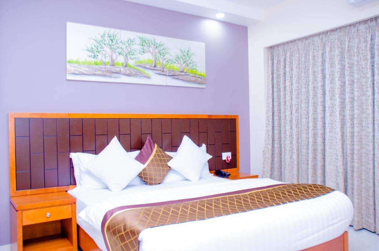 Hotel Platinum Kinshasa Exterior photo