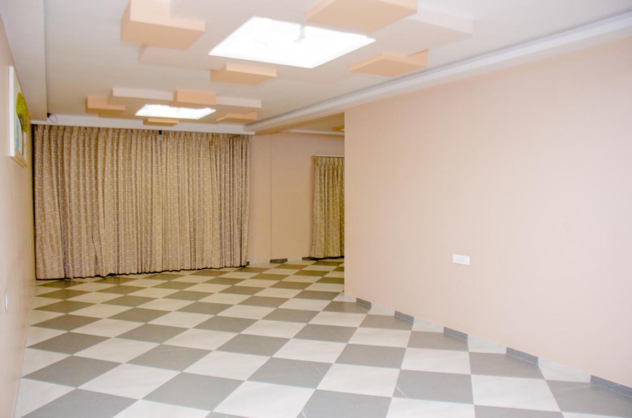 Hotel Platinum Kinshasa Exterior photo