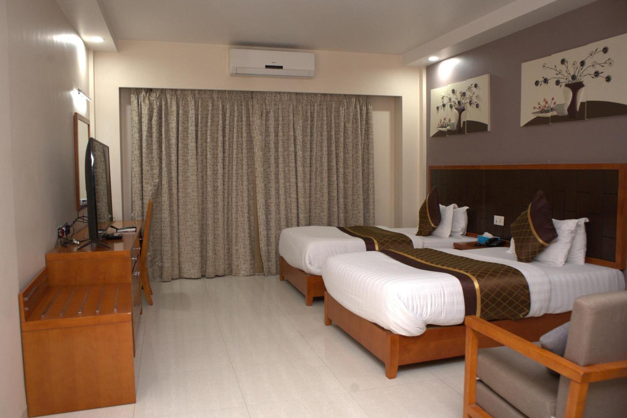 Hotel Platinum Kinshasa Exterior photo